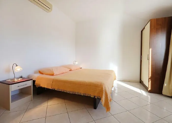 Διαμέρισμα Pavin *