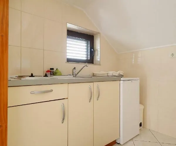 Apartment Pavin Zadar